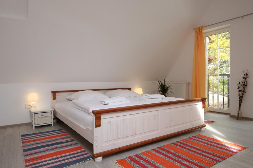 Apartment Schiller 3 Брашов Екстериор снимка