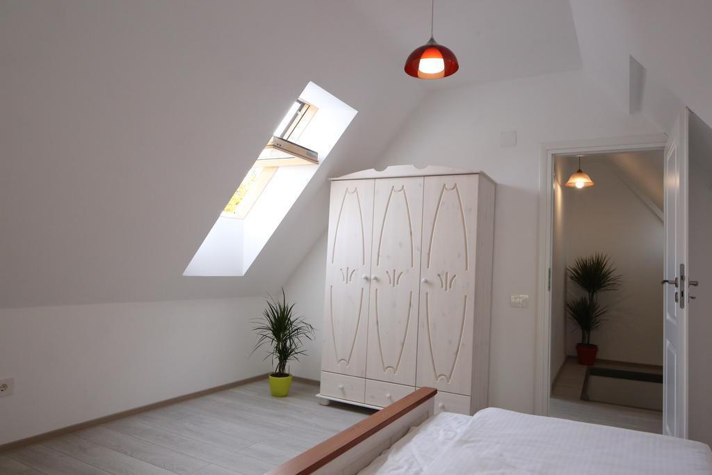 Apartment Schiller 3 Брашов Екстериор снимка