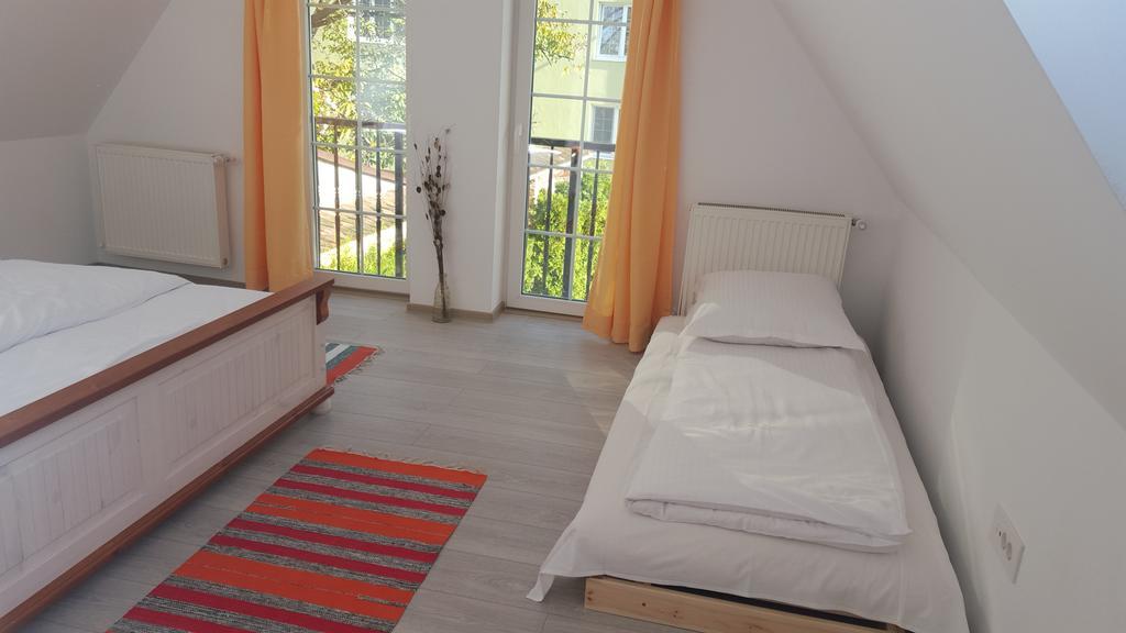 Apartment Schiller 3 Брашов Екстериор снимка